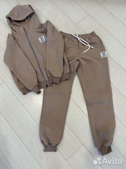 Одежда для девочки пакетом 146-158