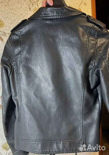 Куртка из искусственной кожи