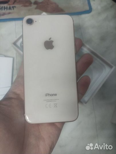 iPhone 8, 64 ГБ