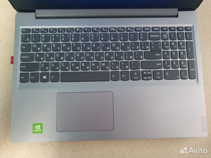 Мощный Свежий Lenovo Core i3/8gb/ssd/Geforce 2GB