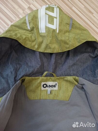 Куртка на мальчика р. 140