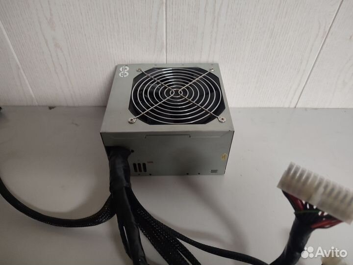 Блок питания 450W foxconn FX-450