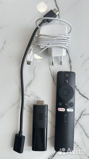 Тв-адаптер xiaomi- MI приставка