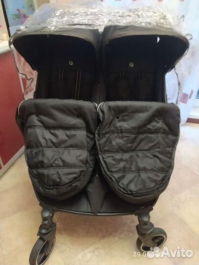 Коляска прогулочная для двойни и погодок