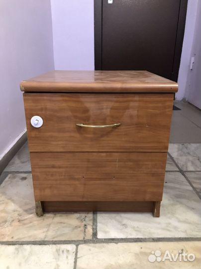 Тумба выкатная