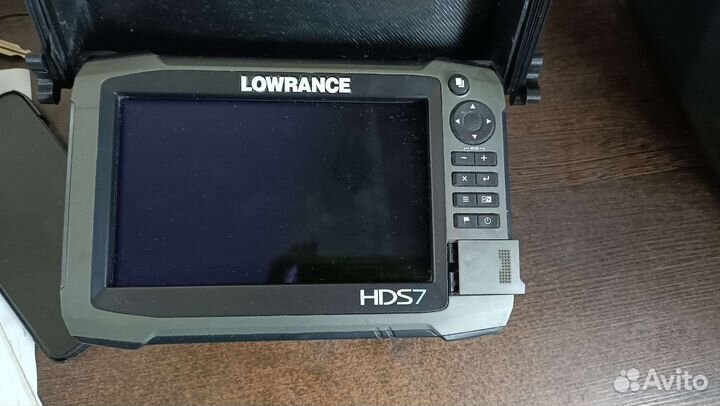 Эхолот lowrance hds 7