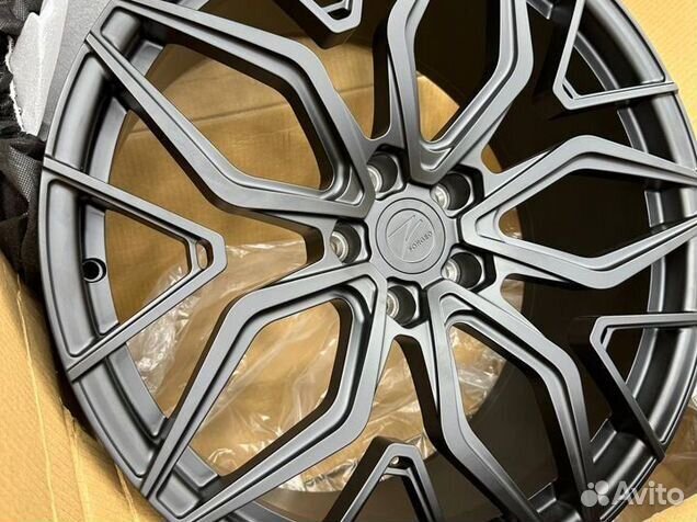 Разноширокие кованые диски R21 5x112