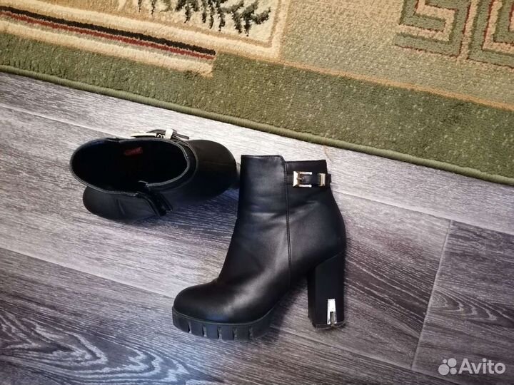 Ботинки 36