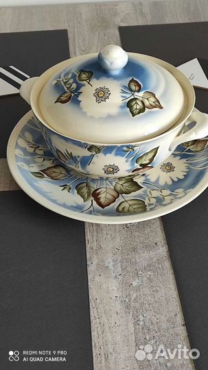 Набор столовой посуды новый