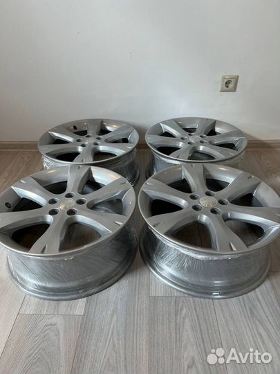 Диски литые R17 5x100 7J вылет 55