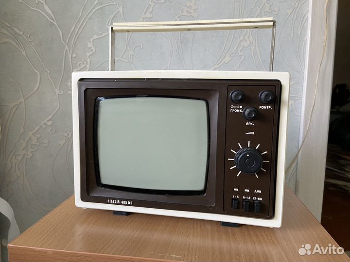 Телевизор шилялис