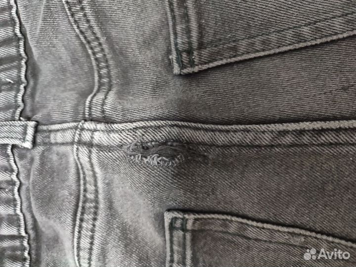 Джинсы bershka мужские xs б/у
