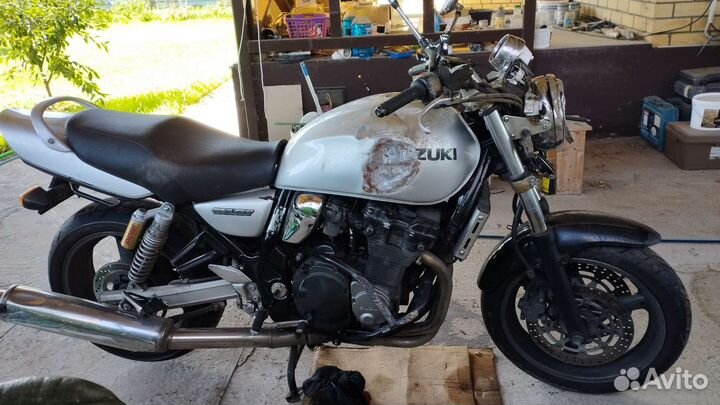 Suzuki gsx750 Inazuma 98г. 49600км