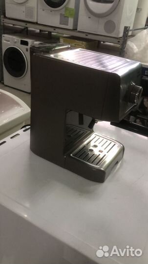 Кофеварка рожковая inhouse ICM 1802WG