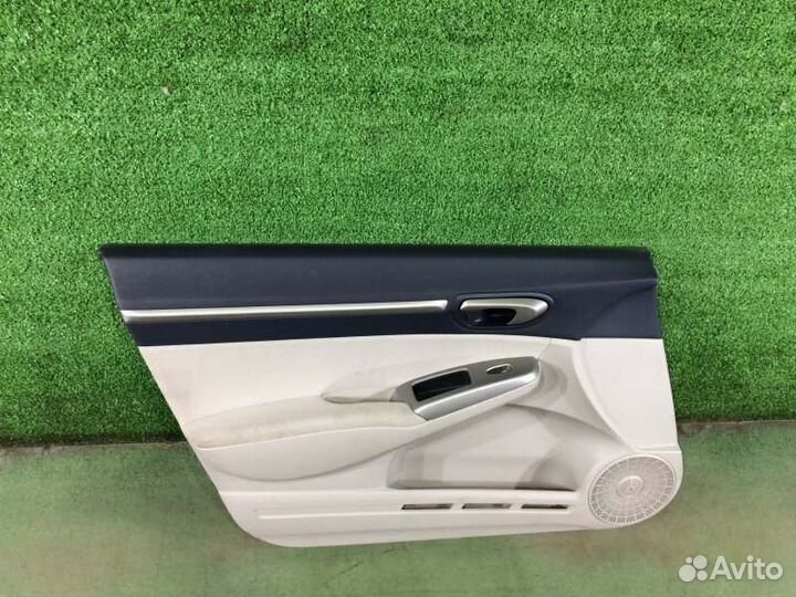 Обшивка двери передняя левая Honda Civic FD3 LDA