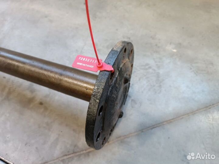 Полуось моста правый Man Tgx