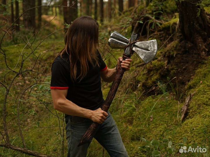 Топор кованый двусторонний Гром