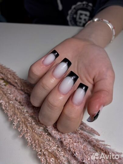 Наращивание ногтей