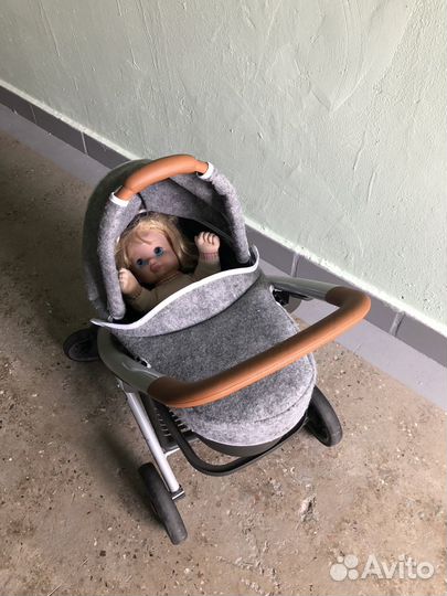 Коляска для кукол