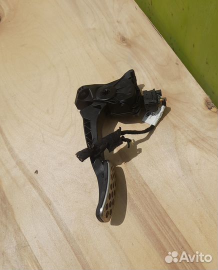 Педаль газа Opel insignia