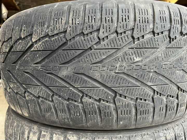 Nokian Tyres Hakkapeliitta R2 SUV 265/45 R20