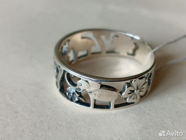 Серебряное кольцо