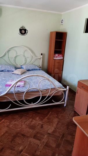 Комната 15 м² в 5-к., 3/3 эт.