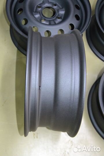 Диски Штампованные R15 4x114.3 et45 dia66.1