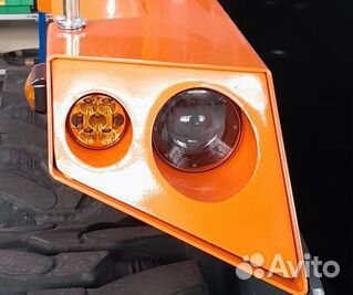 Мини-погрузчик Locust / Way Industry L1004, 2023