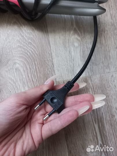 Утюжок для выпрямления волос