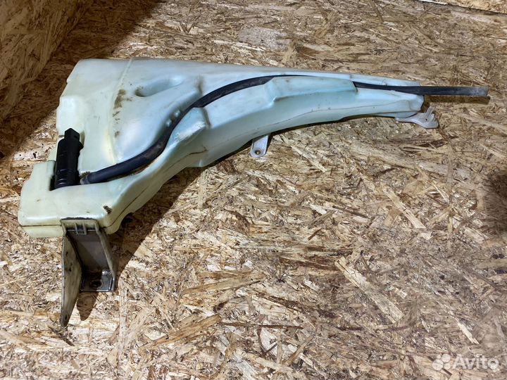 Бачок омывателя VW Touareg GP 02-10