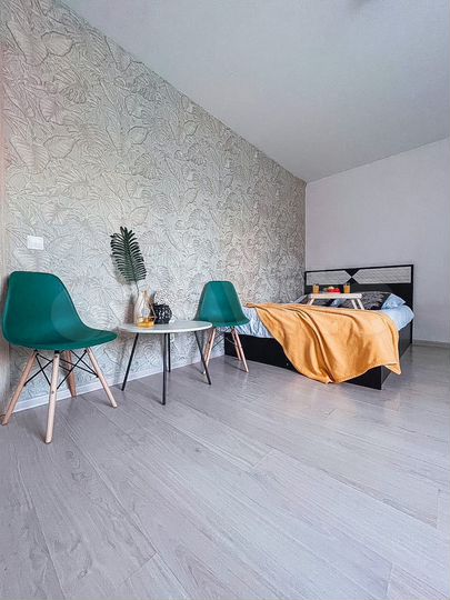 2-к. квартира, 53 м², 2/4 эт.