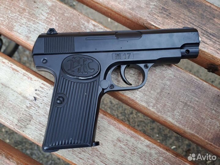 Игрушечный пистолет металл