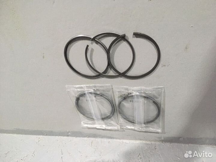 Поршневые кольца 229-23501-27 Robin DY42