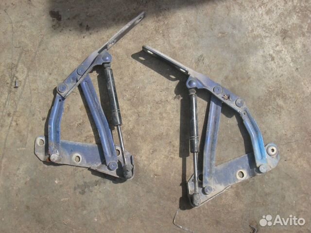 Петли капота на Opel Vectra B