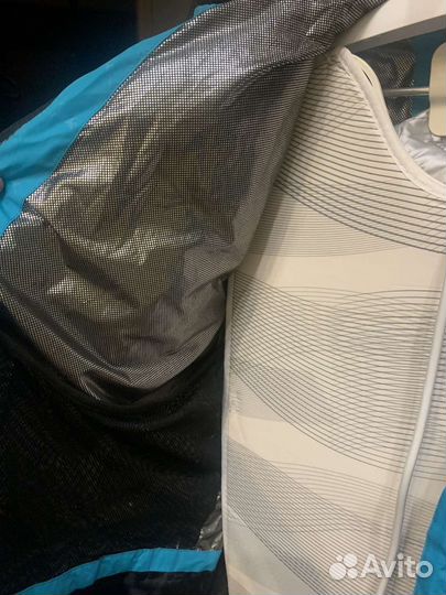 Горнолыжный костюм женский