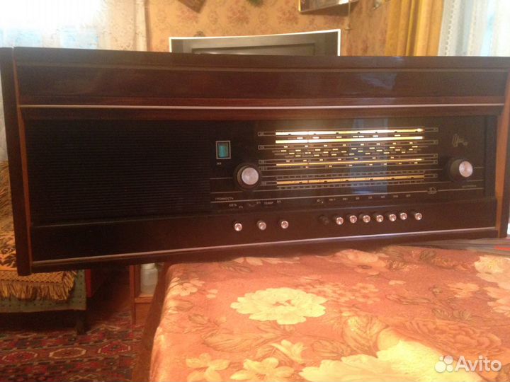 Радиола Урал-111
