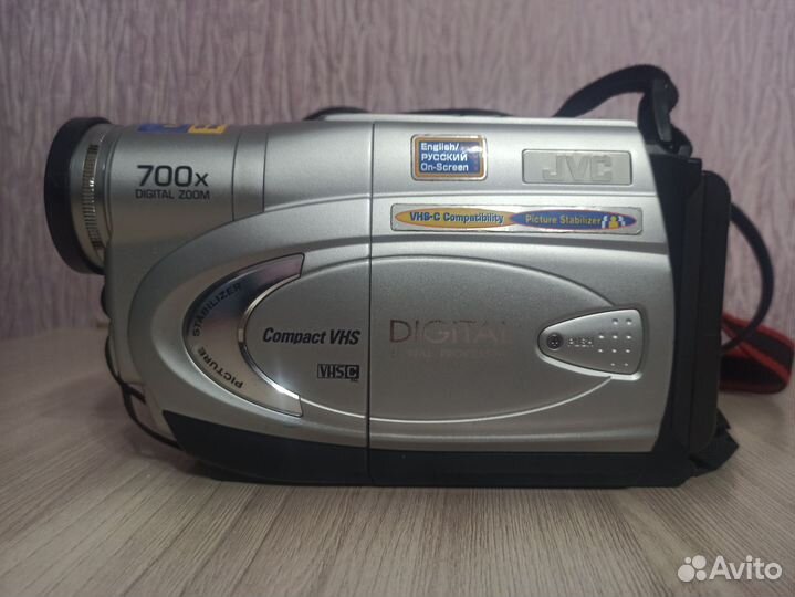 Видеокамера JVC Model GR-FX16E