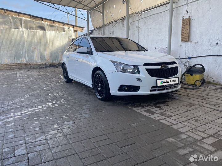 Chevrolet Cruze 1.6 МТ, 2010, 100 000 км