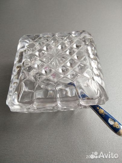 Хрустальная икорница