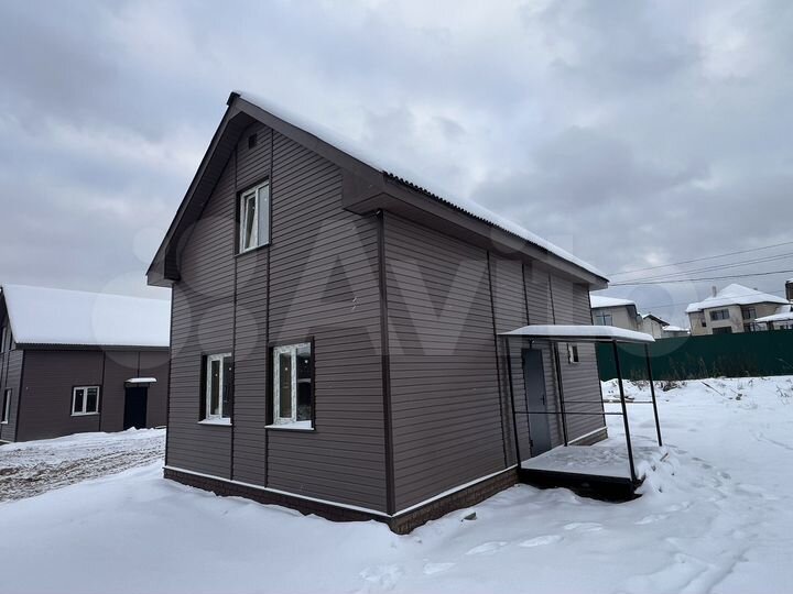 Дом 108 м² на участке 5,5 сот.