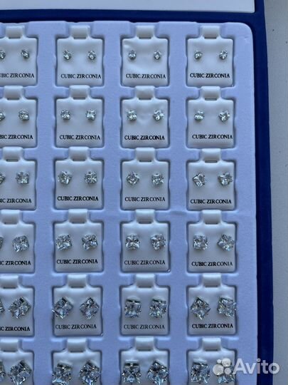 Серьги гвоздики