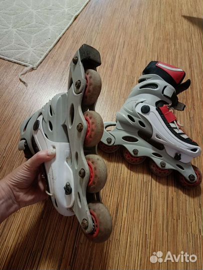 Роликовые коньки