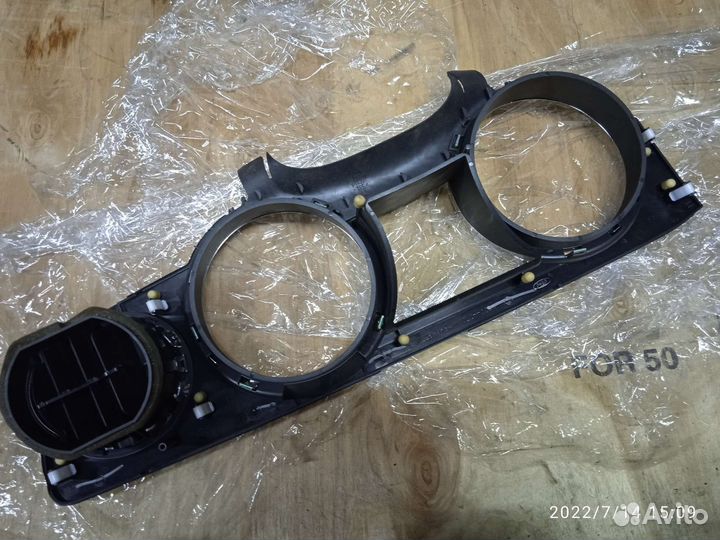 Накладка торпеды Воздуховод ford Mustang 5