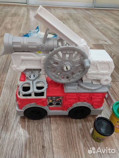 Пожарная машина Play Doh оригинал