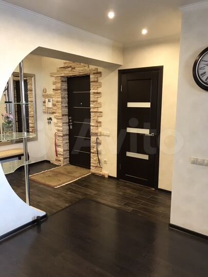 4-к. квартира, 150 м², 10/10 эт.