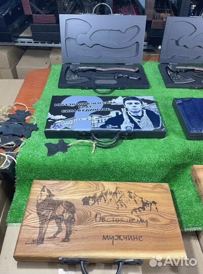 Топор кованый + нож в наборе