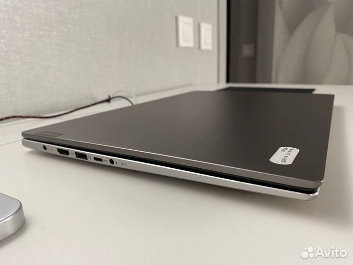 Ноутбук Lenovo 530s-15ikb