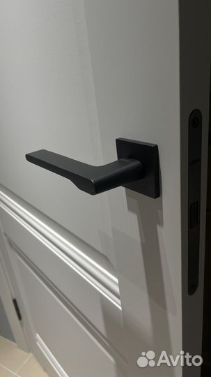 Двери межкомнатные светло серые