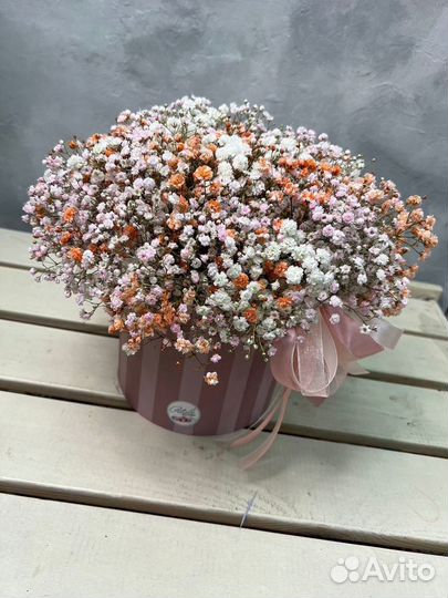 Букет из гипсофилы для женщины